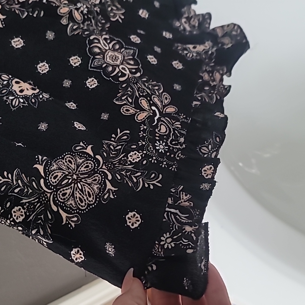 Romper - Picture 4 of 4